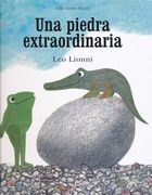 Una Piedra Extraordinaria = An Extraordinary Egg