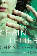 chain letter: chain letter; the ancient evil (en Inglés)