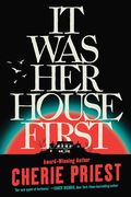 It was her House First (en Inglés)