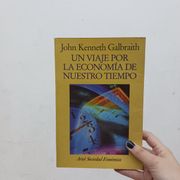 Un viaje por la economia de nuestro tiempo (det.)