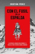 Con el fusil en la espalda