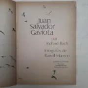 Juan Salvador Gaviota (Sin sobrecubierta) (in Spanish)