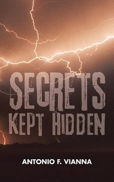 portada Secrets Kept Hidden (en Inglés)
