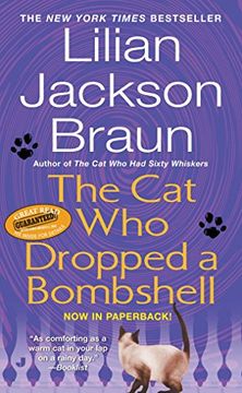 portada The cat who Dropped a Bombshell (in English)