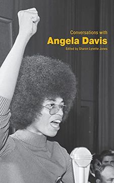 portada Conversations With Angela Davis (Literary Conversations Series) (en Inglés)