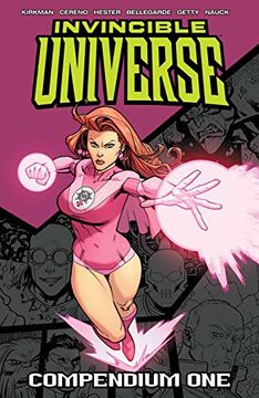 portada Invincible Universe Compendium Volume 1 (Invincible Universe Compendium, 1) (in English)
