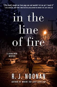 portada In the Line of Fire: A Laura Mori Mystery (en Inglés)