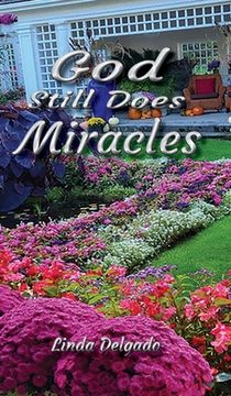 portada God Still Does Miracles (en Inglés)