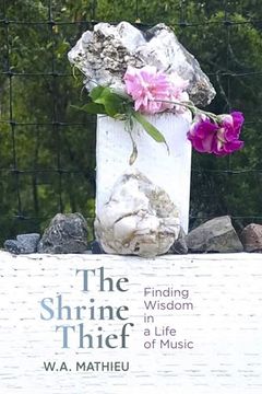 portada The Shrine Thief (en Inglés)