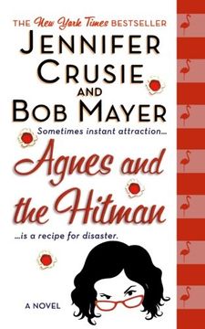 portada Agnes and the Hitman: A Novel (in English)