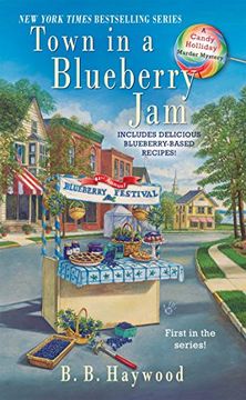portada Town in a Blueberry Jam: A Candy Holliday Murder Mystery (Candy Holliday Mystery) (in English)