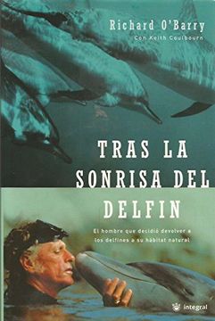 portada Tras la Sonrisa del Delfin (in Spanish)