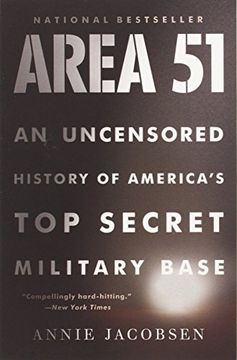 portada Area 51: An Uncensored History of America'S top Secret Military Base (in English)