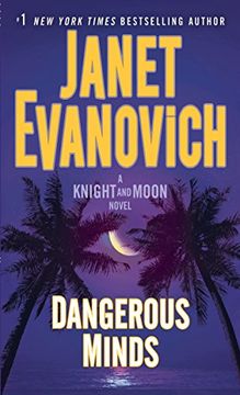 portada Dangerous Minds: A Knight and Moon Novel (en Inglés)