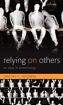 portada Relying on Others: An Essay in Epistemology (en Inglés)