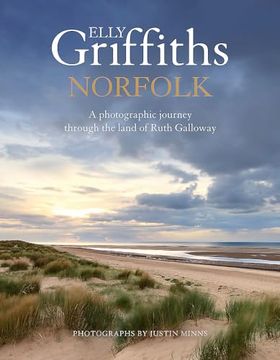 portada Norfolk: A Photographic Journey Through the Land of Ruth Galloway