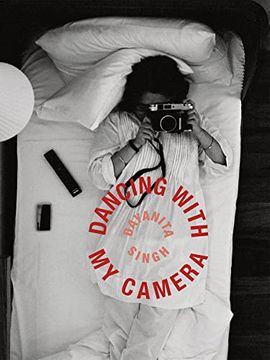 portada Dayanita Singh: Dancing With my Camera (en Inglés)
