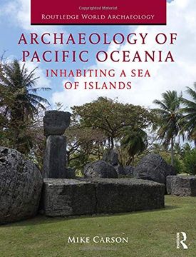 portada Archaeology of Pacific Oceania: Inhabiting a sea of Islands (Routledge World Archaeology) (en Inglés)