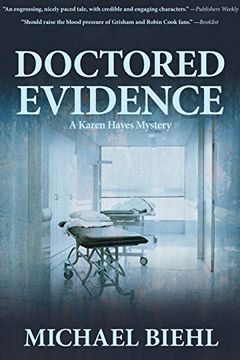 portada Doctored Evidence (Karen Hayes Mysteries) 