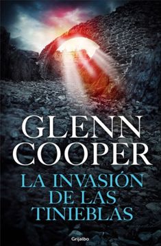 portada La invasión de las Tinieblas (Trilogía Condenados 3) (in Spanish)