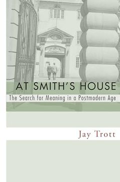 portada At Smith's House (en Inglés)