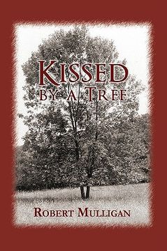 portada kissed by a tree