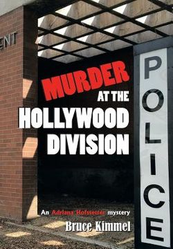 portada "Murder at the Hollywood Division" (en Inglés)