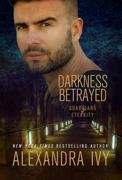 portada Darkness Betrayed: 17 (Guardians of Eternity) (in English)