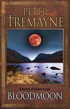 portada Bloodmoon: A Mystery of Ancient Ireland (a Sister Fidelma Mystery) (in English)
