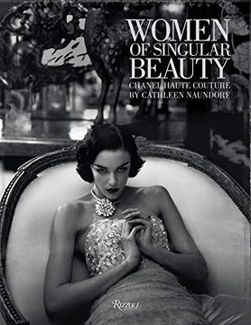 portada Women of Singular Beauty: Chanel Haute Couture (in English)