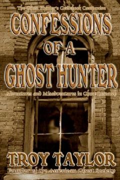 portada confessions of a ghost hunter (en Inglés)