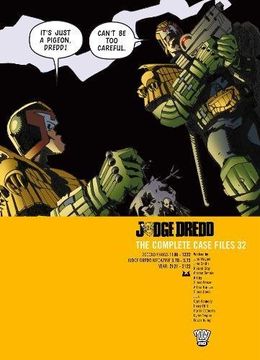 portada Judge Dredd Case Files 32 (en Inglés)