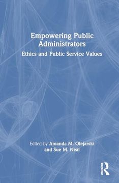 portada Empowering Public Administrators (en Inglés)