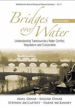 portada bridges over water: understanding transboundary water conflict, negotiation and cooperation (second edition) (en Inglés)