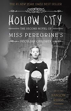 portada Hollow City: The Second Novel of Miss Peregrine'S Peculiar Children (en Inglés)