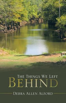 portada The Things we Left Behind (in English)