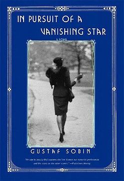 portada in pursuit of a vanishing star (en Inglés)