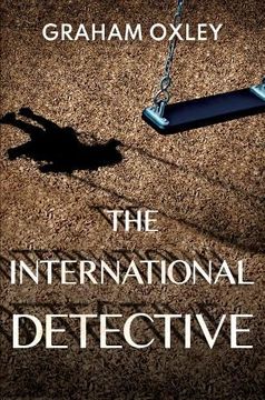 portada The International Detective (en Inglés)