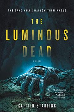portada The Luminous Dead (en Inglés)