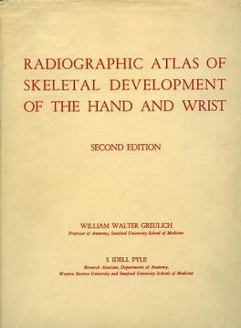 portada Radiographic Atlas of Skeletal Development of the Hand and Wrist (en Inglés)