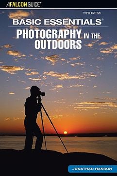 portada basic essentials photography in the outdoors (en Inglés)