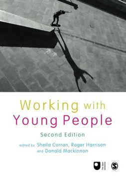 portada Working with Young People (en Inglés)