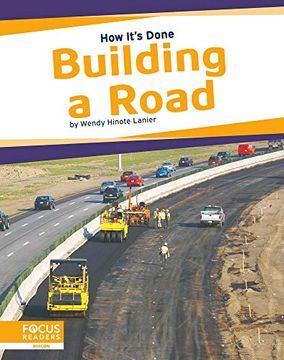 portada Building a Road (How It's Done) (in English)