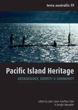 portada Pacific Island Heritage: Archaeology, Identity & Community (en Inglés)