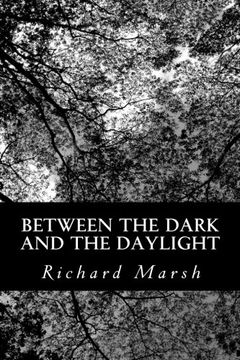 portada Between the Dark and the Daylight 