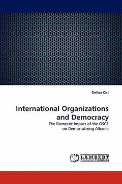 portada international organizations and democracy (en Inglés)