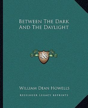 portada between the dark and the daylight (en Inglés)