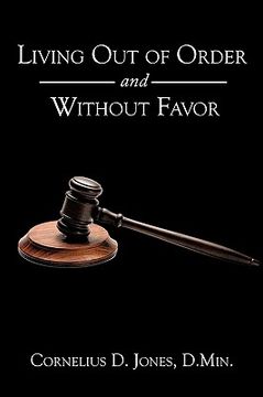 portada living out of order and without favor (en Inglés)