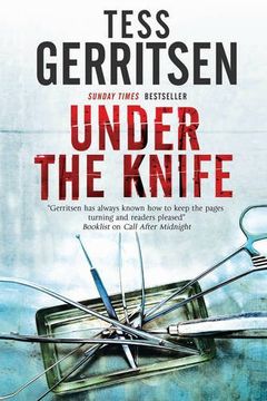 portada Under the Knife (en Inglés)