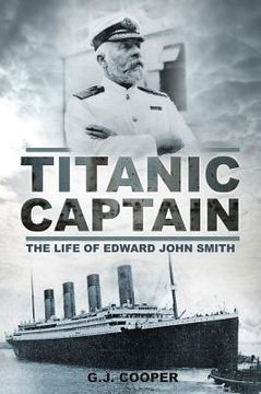 portada titanic captain (en Inglés)